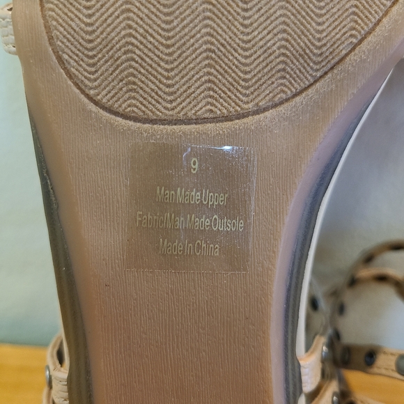 NWOT Very Volatile LA Strappy Sandals - Picture 7 of 10